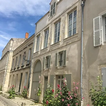 L'escale La Rochelle (Charente-Maritime)